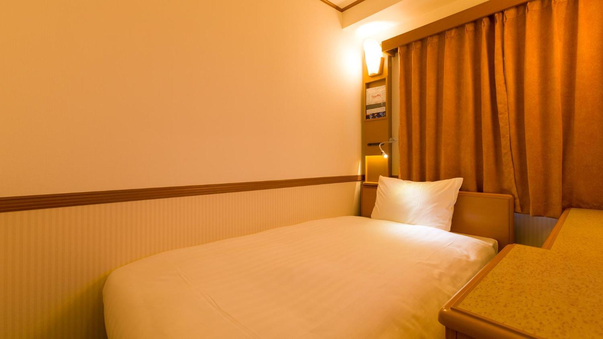 Toyoko Inn Hachinohe Ekimae Номер фото