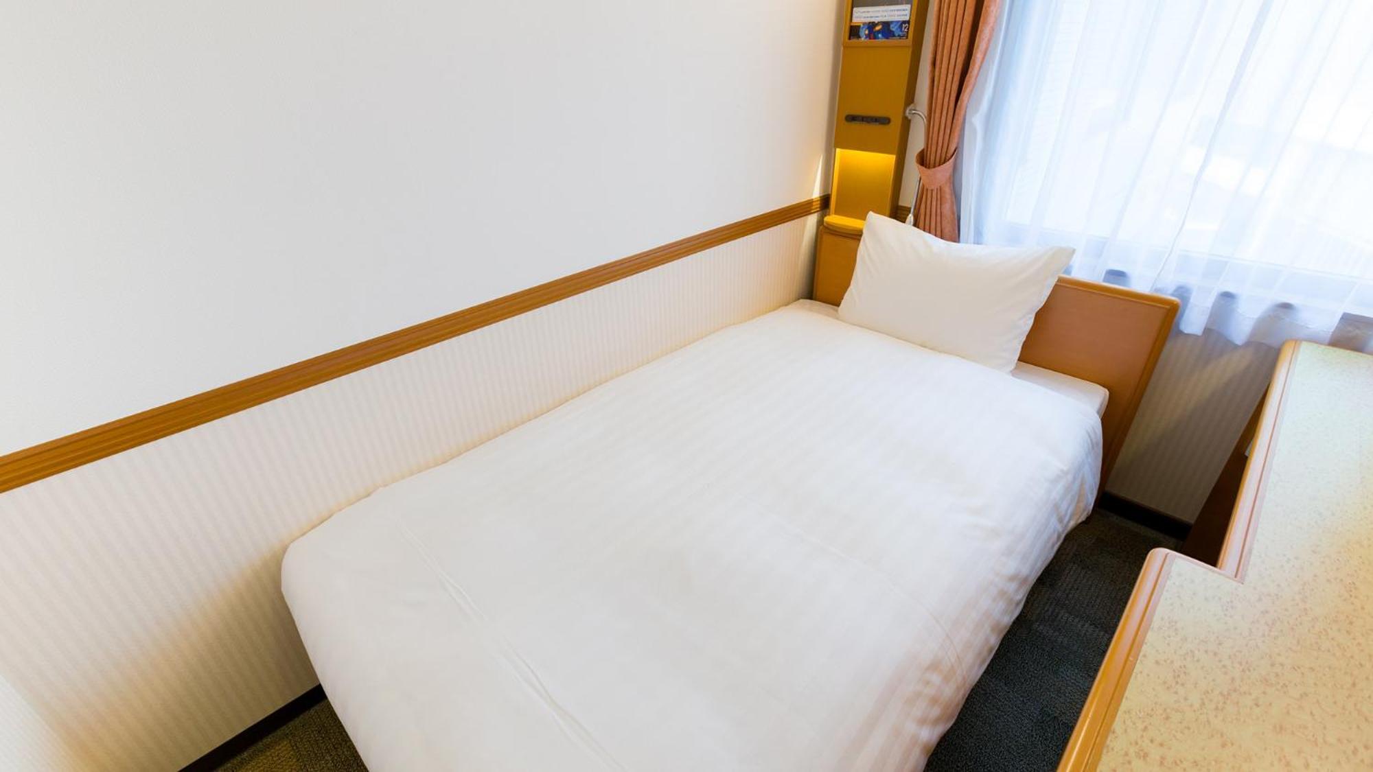 Toyoko Inn Hachinohe Ekimae Номер фото